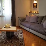 Casa Carducci 아파트 로비니
